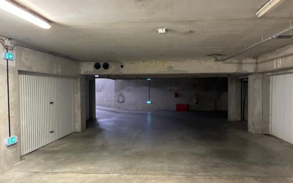 Stationnement à vendre