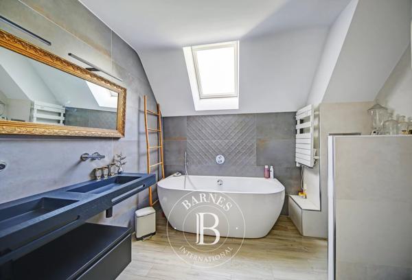 Versailles, Maison 7 Chambres -  304 m² à vendre
