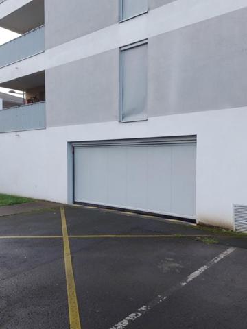 EMPLACEMENT STATIONNEMENT PMR