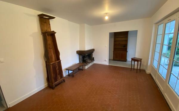 Maison à vendre    4 pièces • 87 m2 Sainte-Eulalie