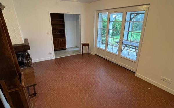 Maison à vendre    4 pièces • 87 m2 Sainte-Eulalie