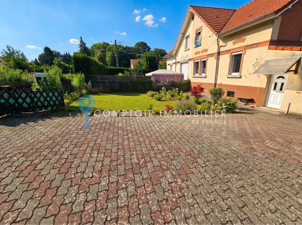Maison
                                                                                                                                                                                                                                                                                                                        6 pièce(s)                                                                                                                                                                                                          3 chambre(s)                                                                                                                                                                                                          160  m²