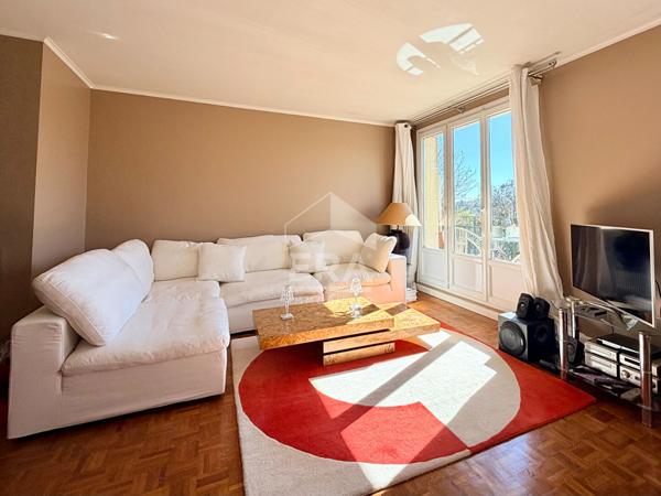 Sèvres Brancas - 2/3 pièces 56,3 m², balcon plein sud, 3ème étage - Fort potentiel