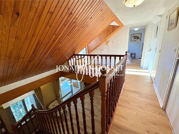 Poissy: Propriété familiale sur l'Ile de Migneaux 9pcs - 4ch - 262m² sur 1005m² de terrain