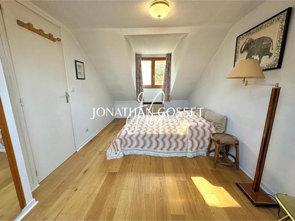 Poissy: Propriété familiale sur l'Ile de Migneaux 9pcs - 4ch - 262m² sur 1005m² de terrain