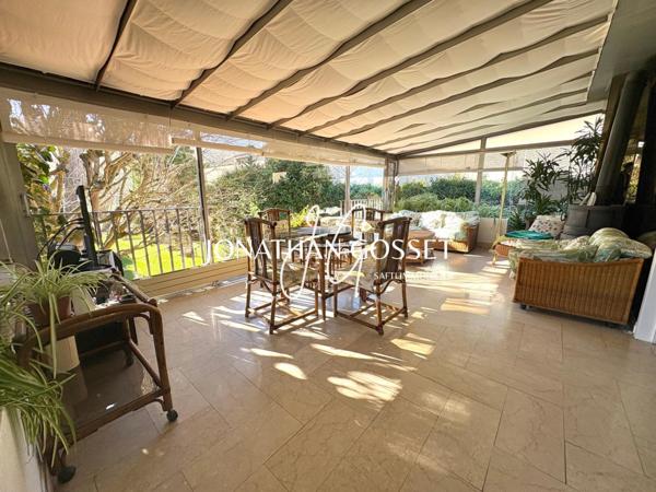 Poissy: Propriété familiale sur l'Ile de Migneaux 9pcs - 4ch - 262m² sur 1005m² de terrain