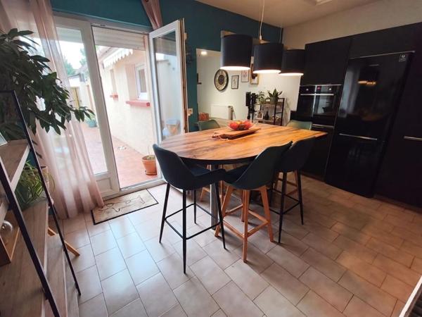 Maison  5 pièce(s) 97 m2