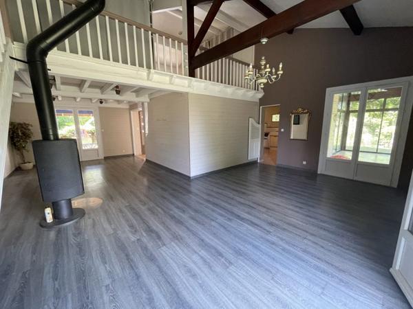 Maison à vendre |  Pomarez |  7 pièces | 216 m²