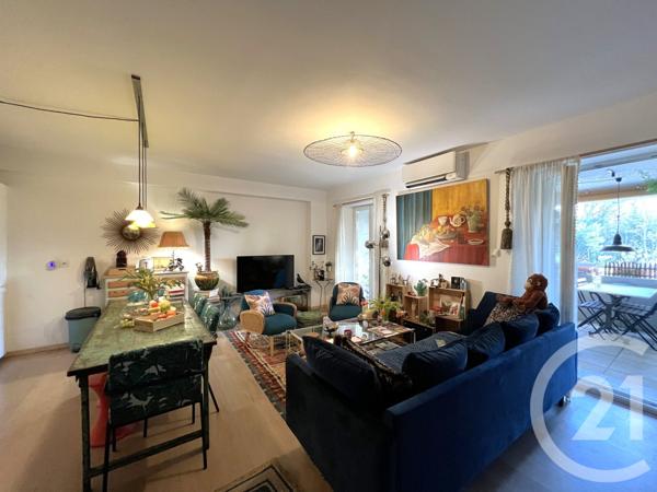 Appartement F3 à vendre  3 pièces - 68 m2 COGOLIN - 83