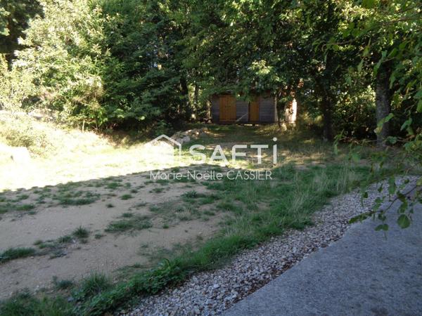 Rare : Maison en pierres dans environnement bucolique