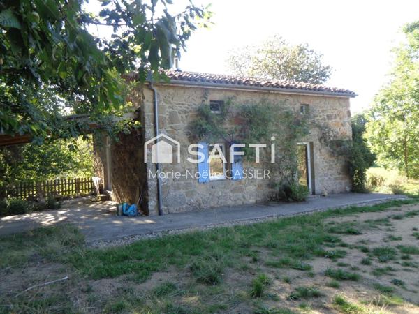 Rare : Maison en pierres dans environnement bucolique