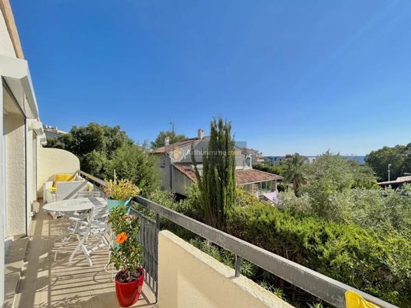 Vente Appartement 3 pièces 74 m2 à Saint-Aygulf