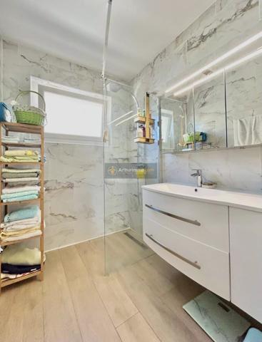 Vente Appartement 3 pièces 74 m2 à Saint-Aygulf