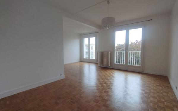 Appartement à louer    2 pièces •  Compiègne