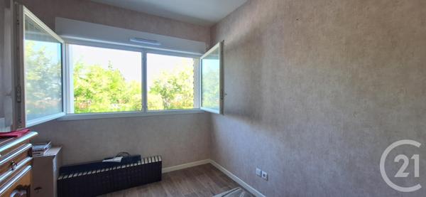 Appartement F4 à vendre  4 pièces - 82 m2 ARPAJON - 91