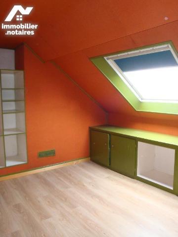 A VENDRE, centre-ville, immeuble de rapport comprenant un local commercial actuellement loué et...