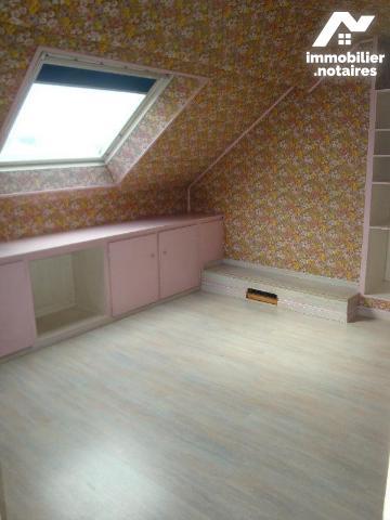 A VENDRE, centre-ville, immeuble de rapport comprenant un local commercial actuellement loué et...