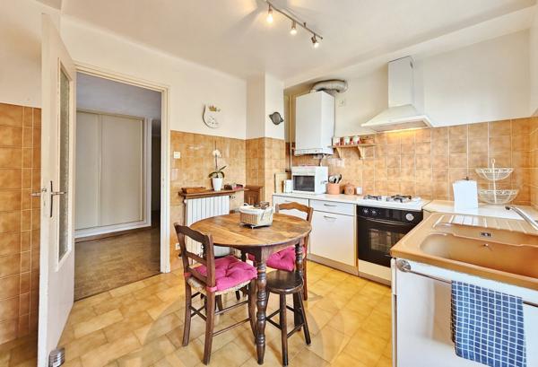 AJACCIO Superbe T4 90m² vue mer Ajaccio (20000)