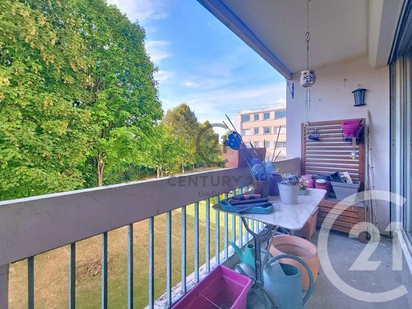 Appartement F3 à vendre  3 pièces - 66,65 m2 GAGNY - 93