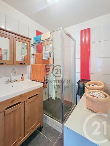 Appartement F3 à vendre  3 pièces - 66,65 m2 GAGNY - 93