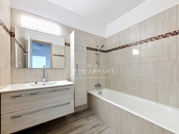 Appartement 4 pièce(s) 3 chambre(s) 69.22 m²