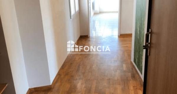 Location Appartement 3 pièces 62 m² - ÉTampes 91150