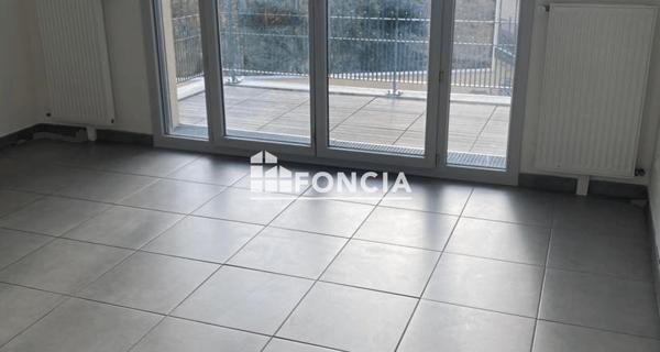 Location Appartement 2 pièces 42.1 m² - Mantes-la-ville 78711