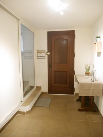 Trets (13530) Maison de Ville de type 4 avec garage, terrasse, piscine et dépendance.