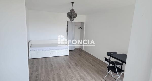Location Studio meublé 29.22 m² - Asnières-sur-seine 92600