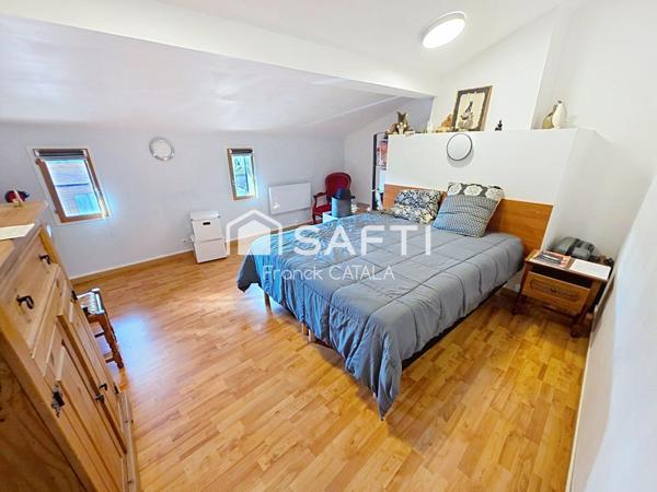 Immeuble avec local commercial loué