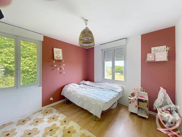 Maison à vendre  5 pièces - 165,38 m 2   GUIPAVAS  - 29