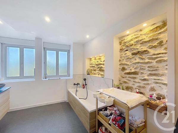 Maison à vendre  5 pièces - 165,38 m 2   GUIPAVAS  - 29