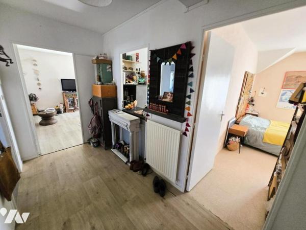 Place Ney Duplex Dernier étage avec terrasse et stationnement securisé