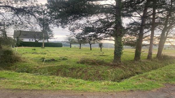Terrain Ploermel 880 m2