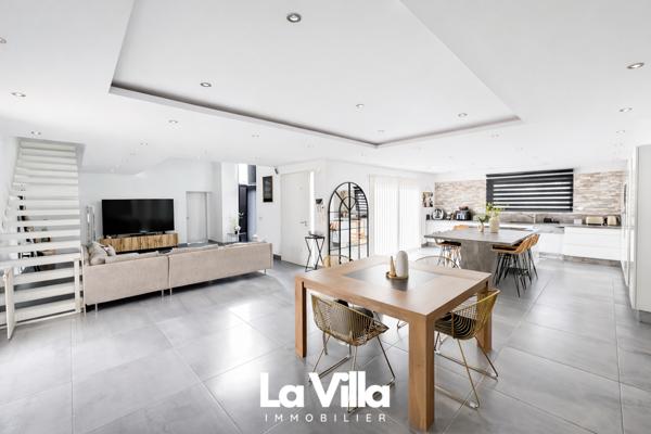 Monteux (84170) Maison Monteux 5 pièce(s) 185 m2