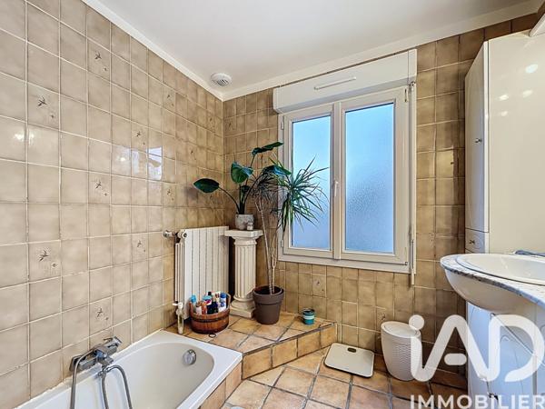 Maison à vendre 6 pièces 124 m² Chelles