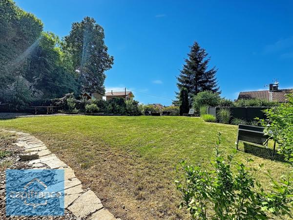 Maison mitoyenne / Appartement en duplex 40m2 avec vue lac et terrain de 1 148 m² ALLINGES 208000€