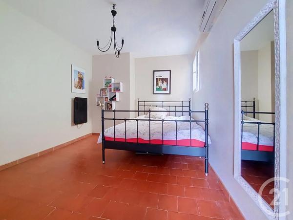 Appartement F8 à vendre  8 pièces - 185,52 m 2   SETE  - 34