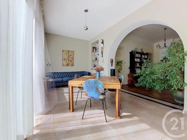 Appartement F8 à vendre  8 pièces - 185,52 m 2   SETE  - 34