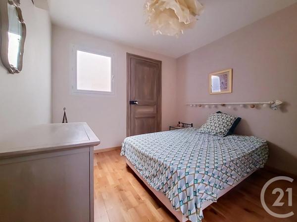 Appartement F8 à vendre  8 pièces - 185,52 m 2   SETE  - 34