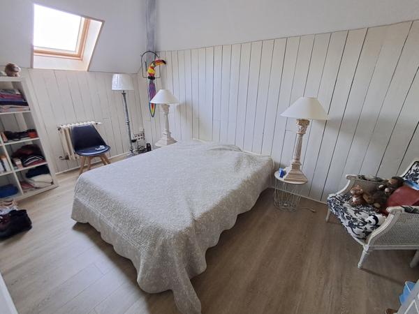 Maison 10 pièce(s) 6 chambre(s) 195 m²