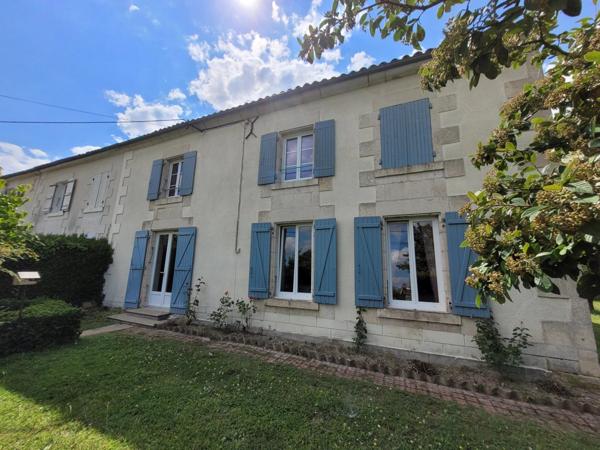 Vente Maison 6 pièces 163 m2 à Saint-Hilaire-la-Palud