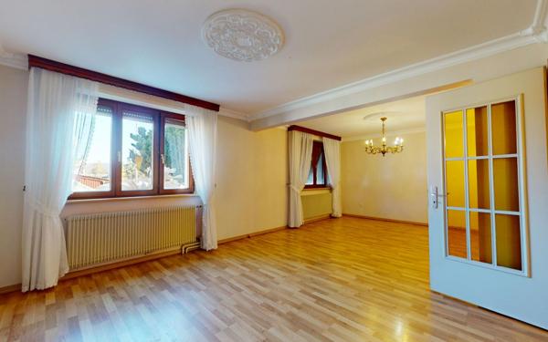 Maison à vendre    6 pièces •  Village-Neuf