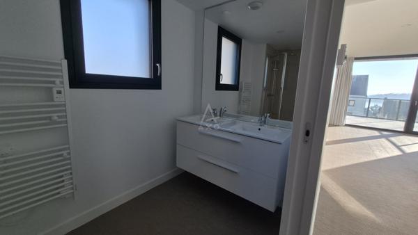 Appartement d'exception T3 avec terrasse vue mer.