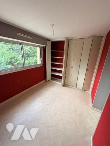 Appartement de 34m2 à la vente sur la commune de Stella plage au 1er étage avec une place de pa...