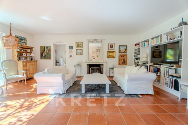 Sévrier Maison 8 pièces à 300 mètres du Lac d'Annecy avec vue sur la Tournette