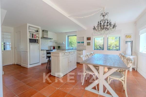 Sévrier Maison 8 pièces à 300 mètres du Lac d'Annecy avec vue sur la Tournette