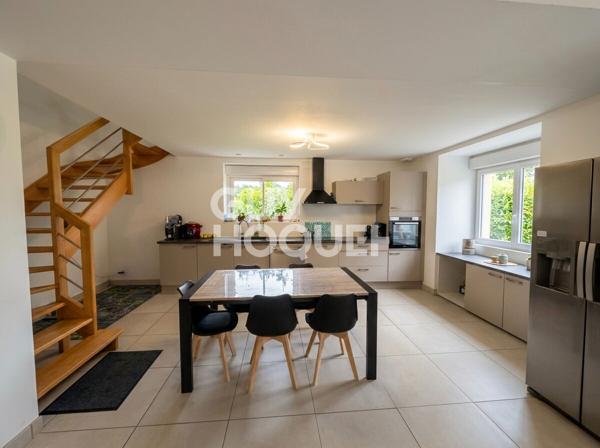 Longère familiale rénovée à vendre à Bains-sur-Oust