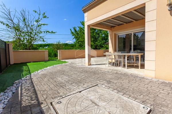 Maison familiale rénovée en 2010 - Beynes (Moque Panier)