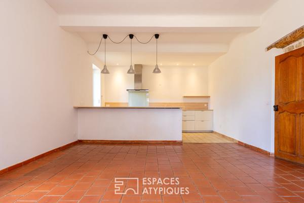 Mas authentique au coeur d’une oliveraie